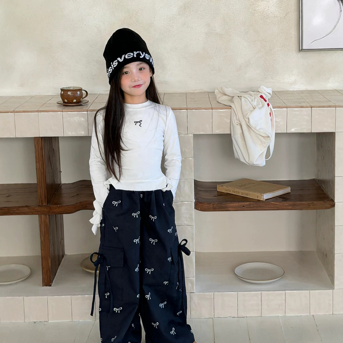 0921058 女中大童韓系秋季側邊綁帶復古刺繡蝴蝶結TEE 第 6 張