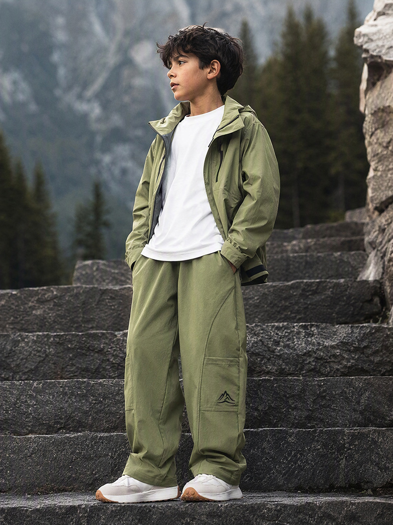 0921086 少年中大童山系戶外風軟殼防水衝鋒褲 第 4 張