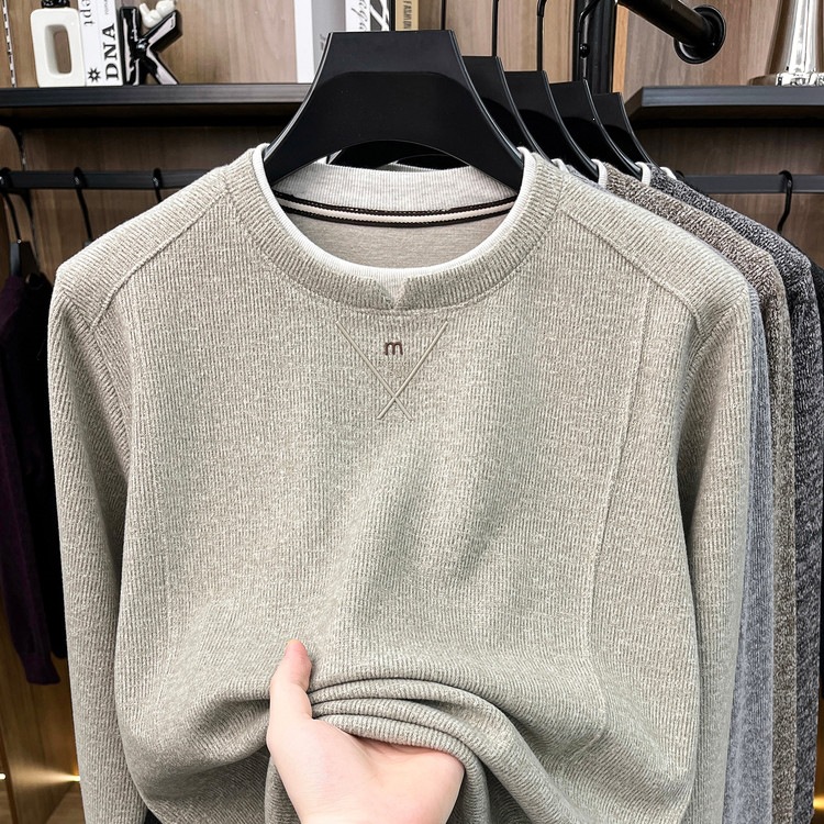 0928037 男士秋冬假兩件小V領簡約風TEE 第 8 張