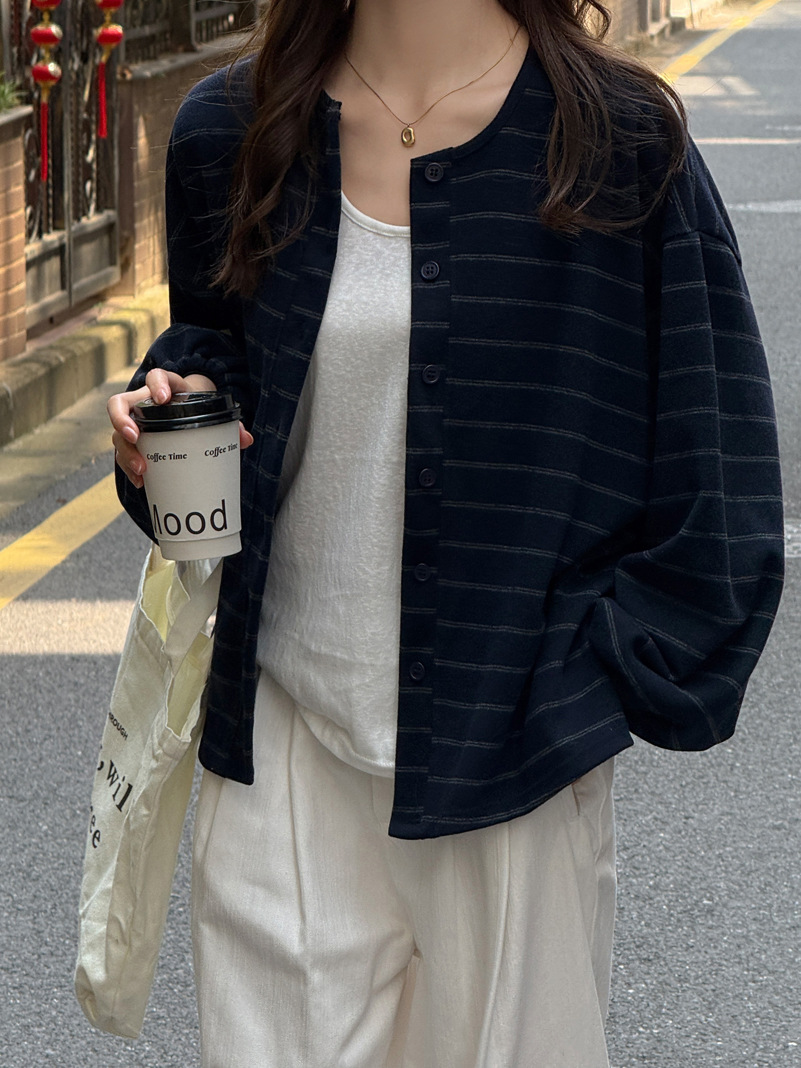 0928044 韓系女士慵懶風寬鬆版條紋紐扣開衫薄外套 第 5 張