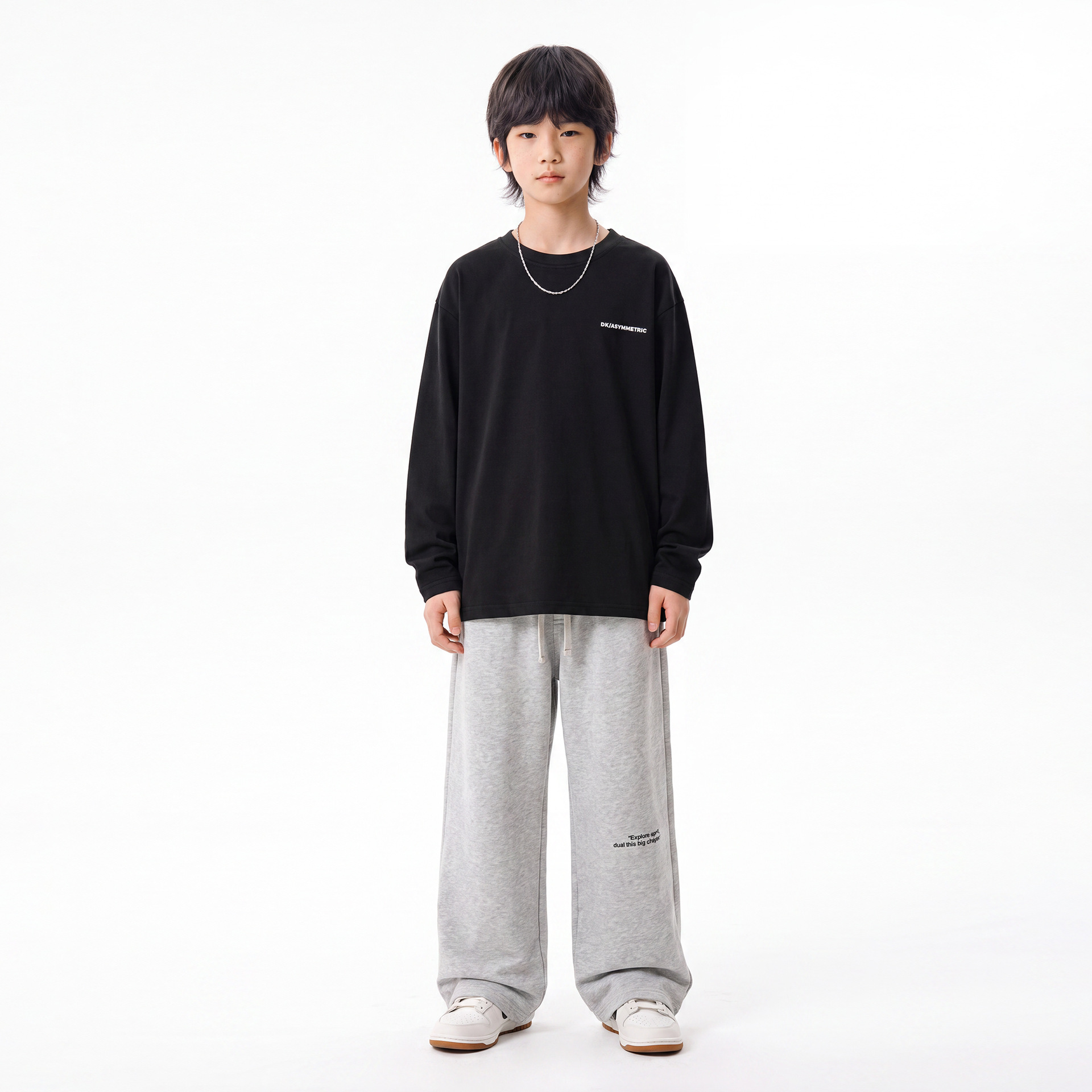 0928074 少年中大童秋款美式寬鬆小字母印花長袖TEE 第 3 張
