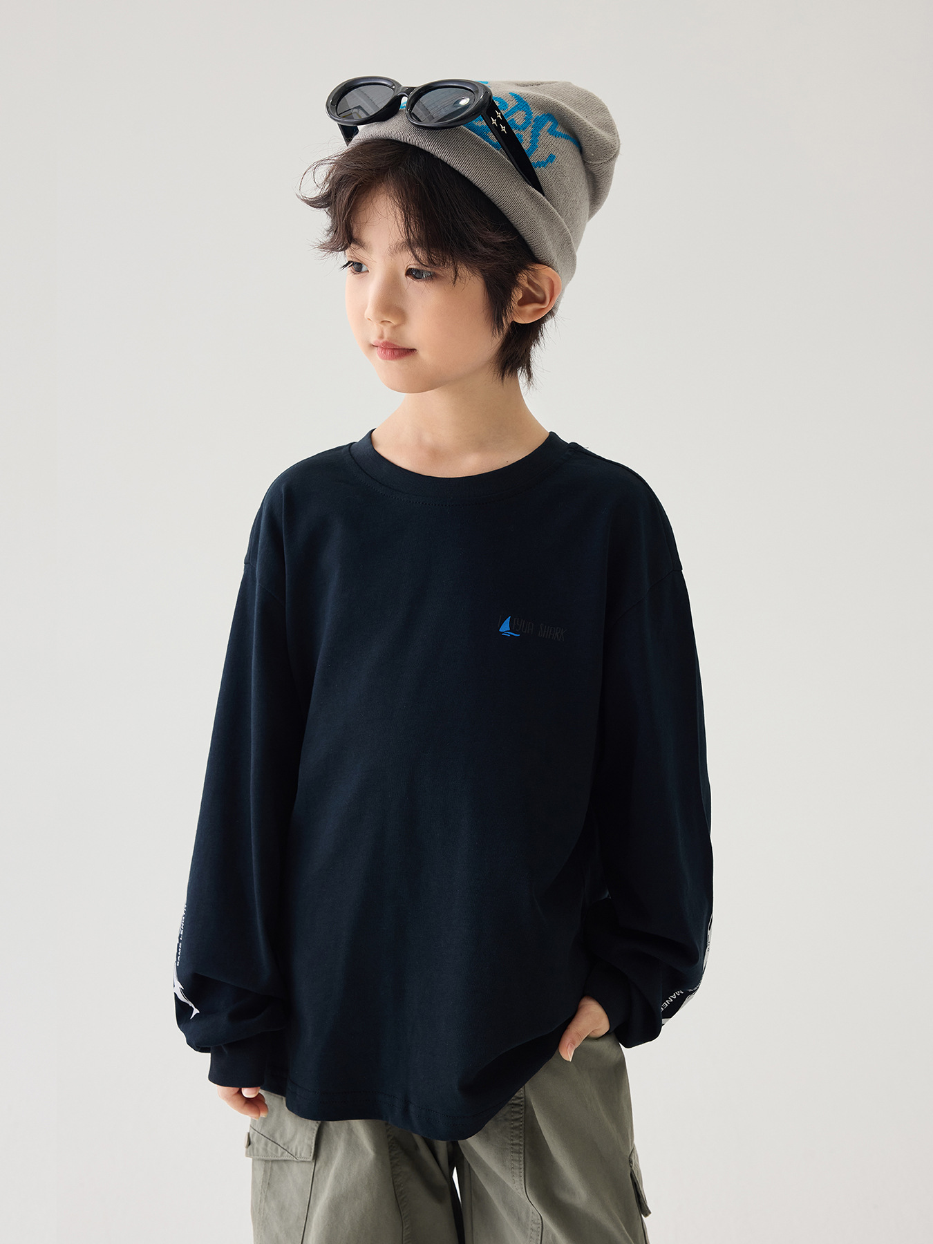 0928075 2026秋季新款少年中大童日系鯊魚印花寬鬆長袖TEE 第 9 張