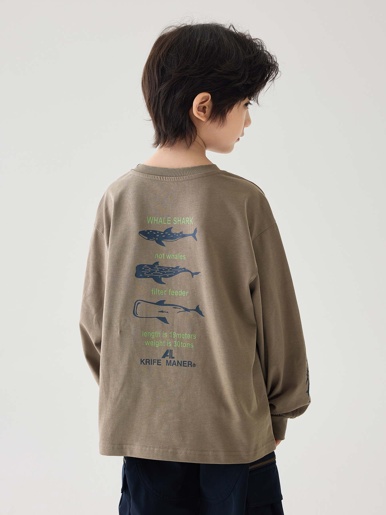 0928075 2026秋季新款少年中大童日系鯊魚印花寬鬆長袖TEE 第 10 張