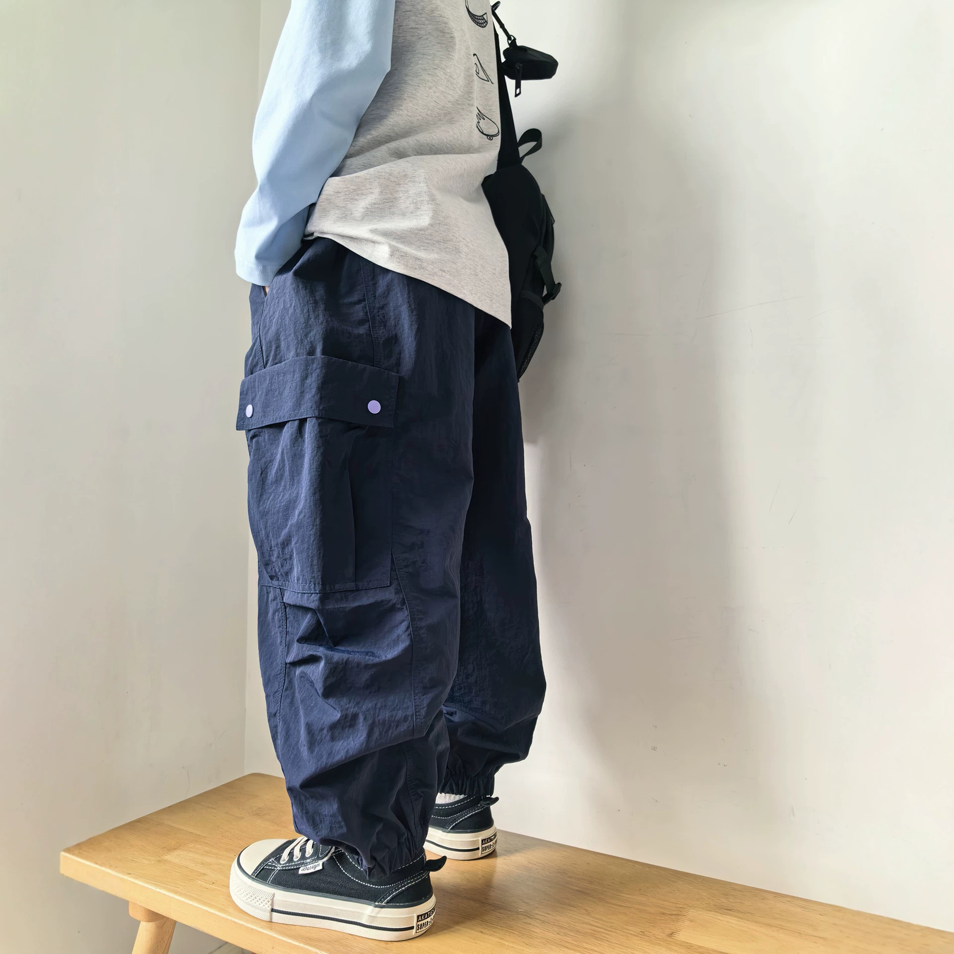 0928081 秋季新品日系少年中大童潮流大口袋衝鋒褲 第 6 張