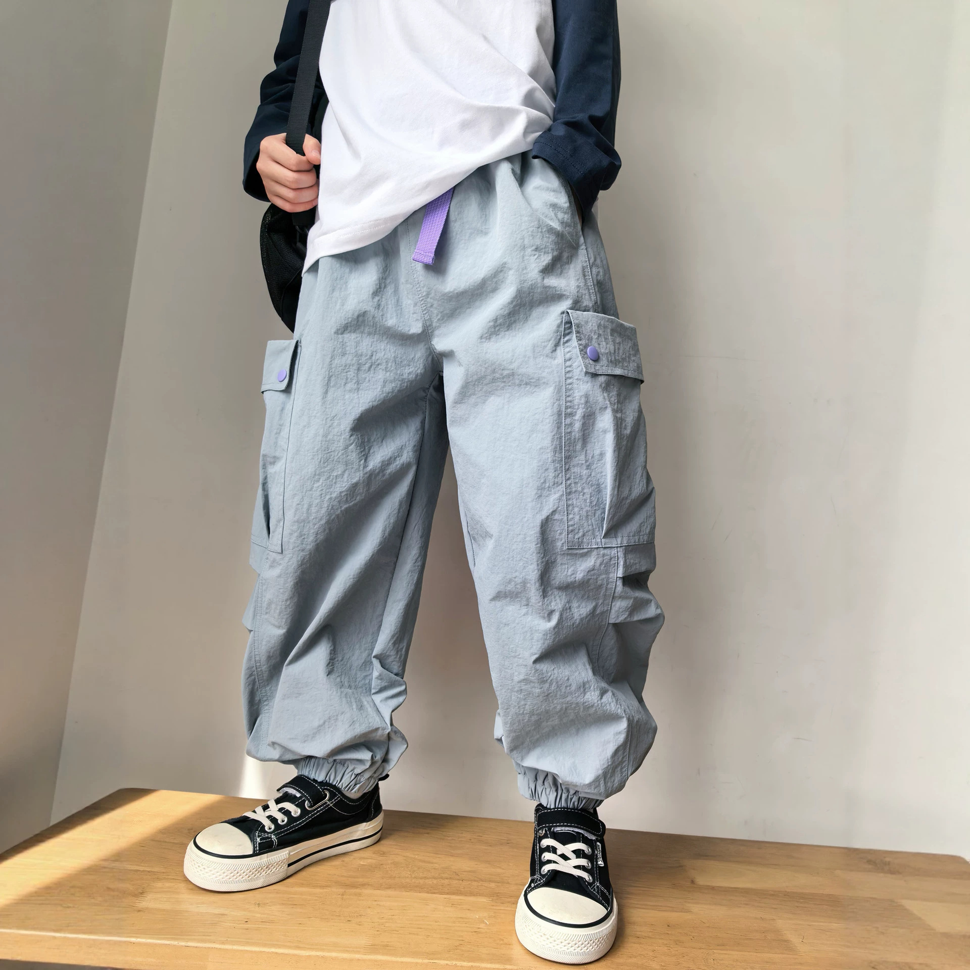 0928081 秋季新品日系少年中大童潮流大口袋衝鋒褲 第 7 張