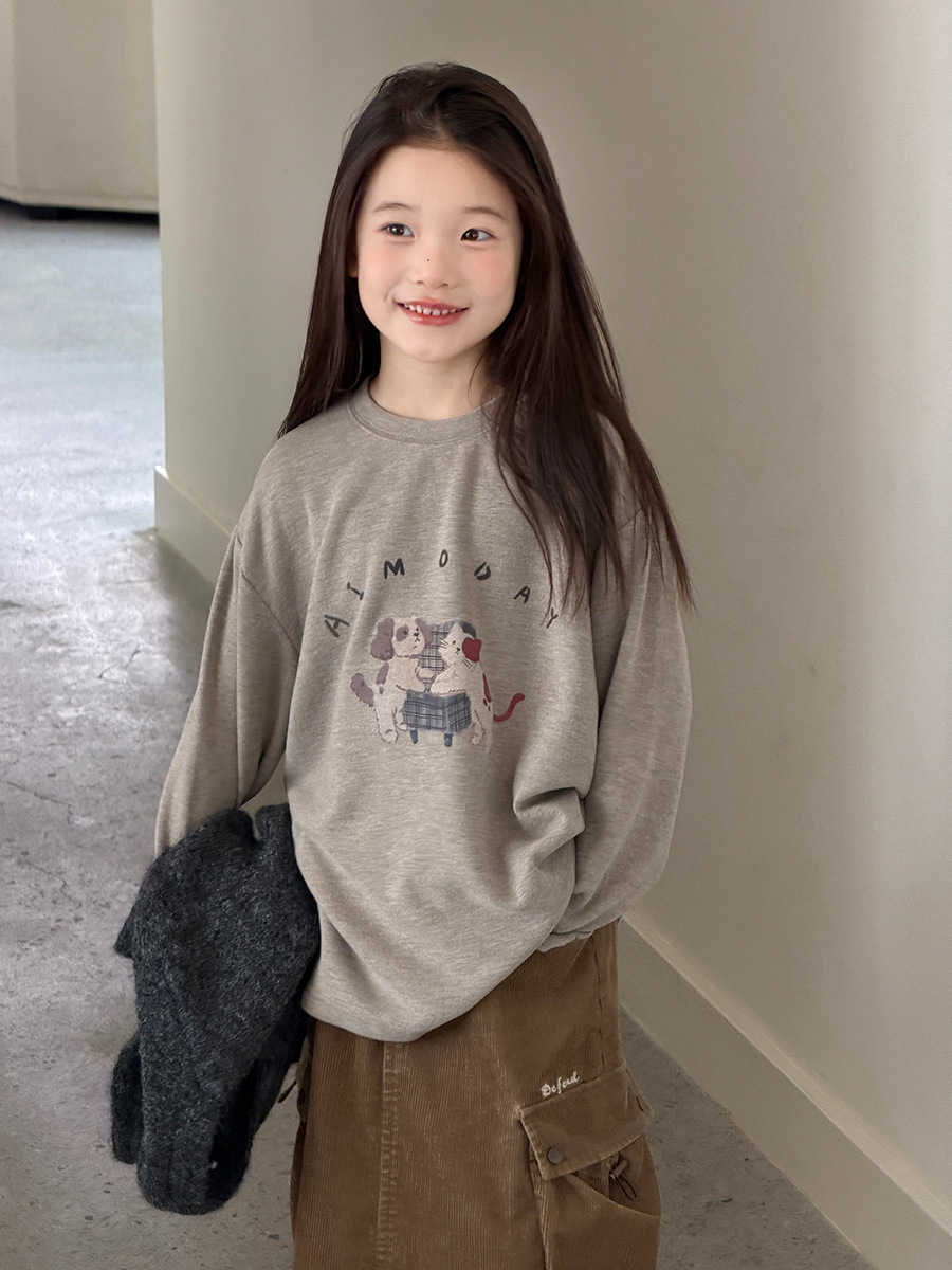 1012036 中大童莫蘭迪色北歐風印花寬鬆薄長袖TEE 第 4 張