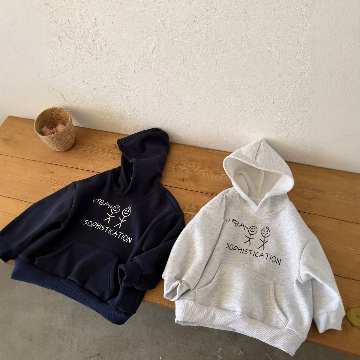 1019013 中大童冬季韓版復古卡通火柴人印花加絨寬鬆帽TEE 第 8 張
