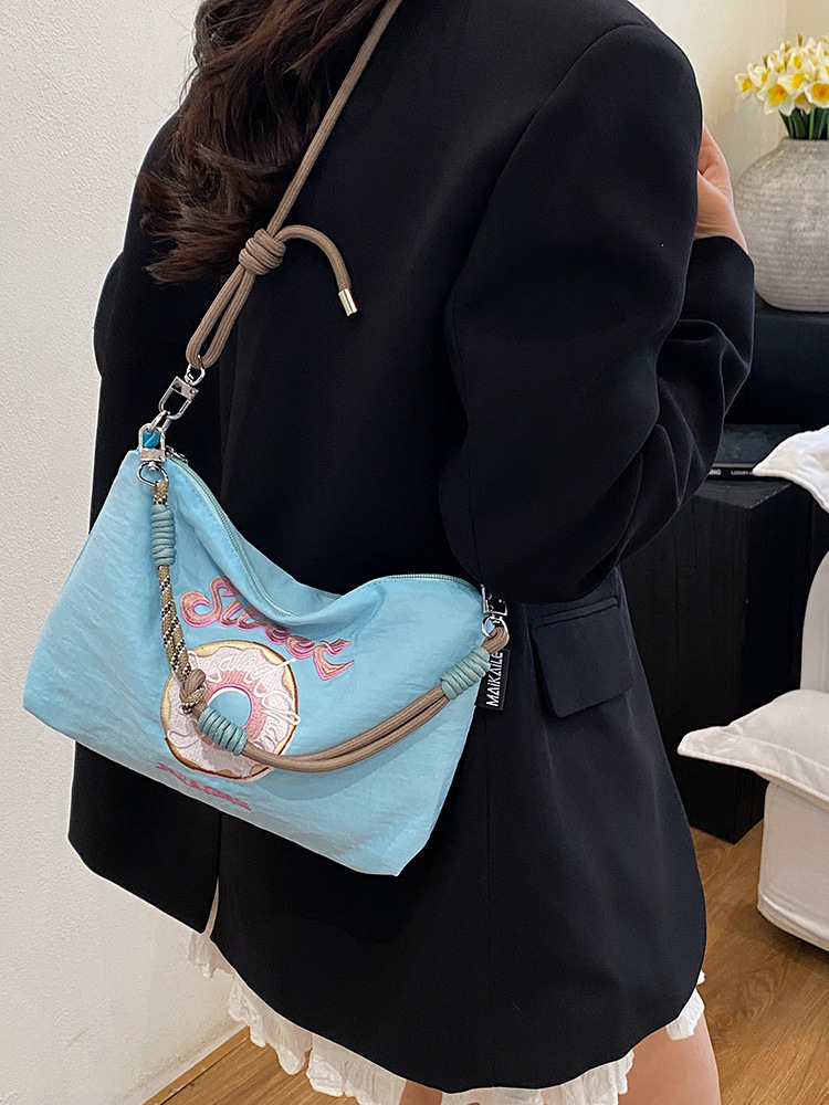 1019019 日系超輕便逛街百搭尼龍刺繡小包手機包 第 5 張