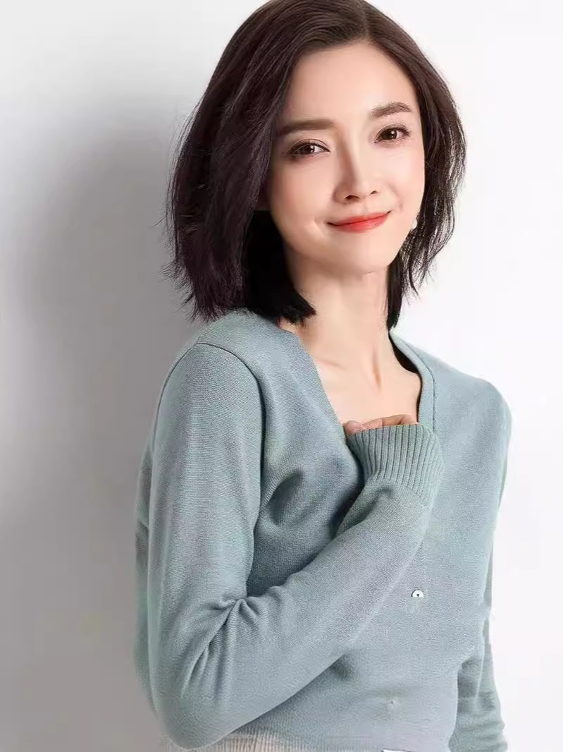 1012076 日系極致柔感仿羊絨純色針織開衫 第 5 張