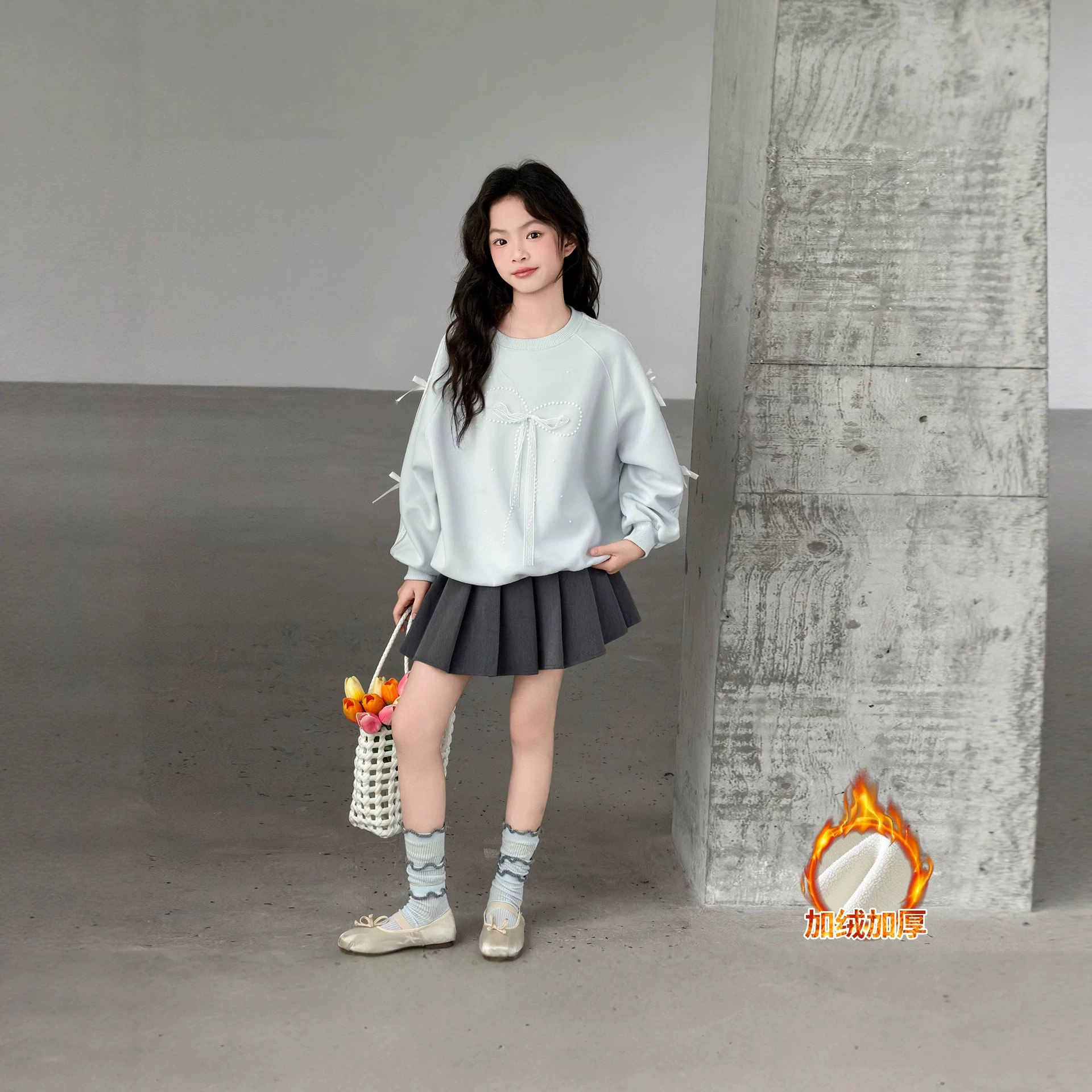 1019066 韓系少女中大童溫柔風蝴蝶結造型刷毛加厚寬鬆TEE 第 4 張