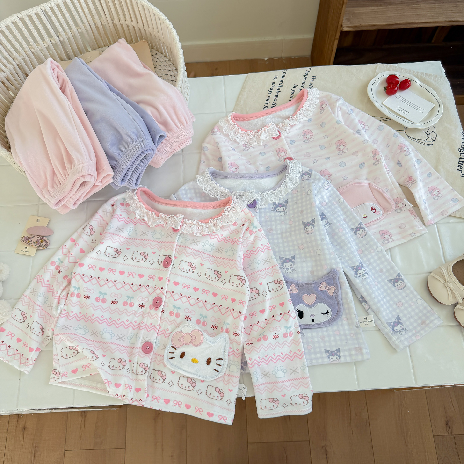 1019078 日系少女中大童可愛卡通海島絨居家服套裝 第 10 張