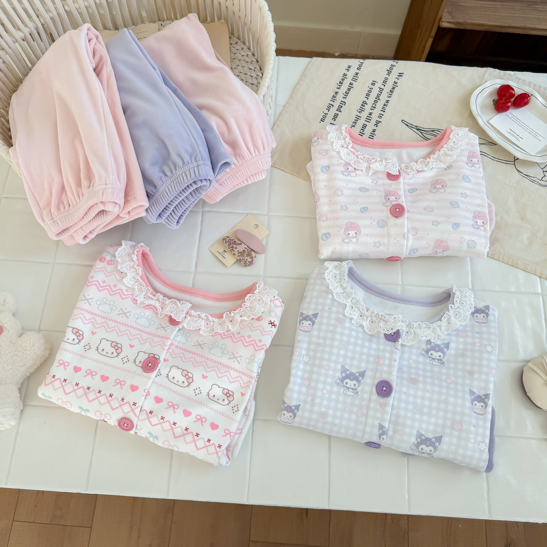 1019078 日系少女中大童可愛卡通海島絨居家服套裝 第 12 張