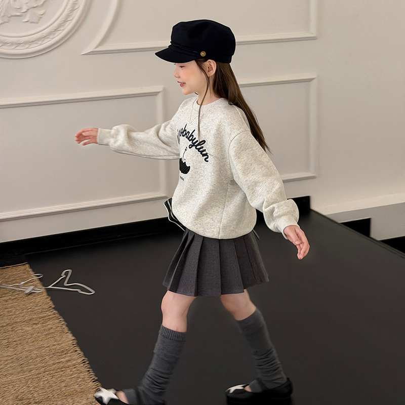 1026031 少年少女中大童秋冬保暖加絨個性寬鬆圓領大學TEE 第 8 張