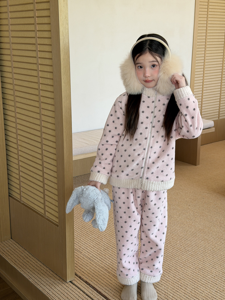 1026040 少女中大童可愛撞色小印花刷毛絨居家服套裝 第 4 張