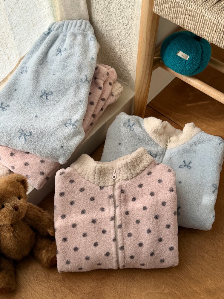 1026040 少女中大童可愛撞色小印花刷毛絨居家服套裝 第 10 張