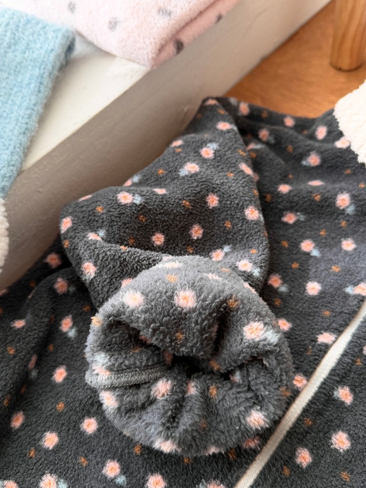 1026040 少女中大童可愛撞色小印花刷毛絨居家服套裝 第 14 張