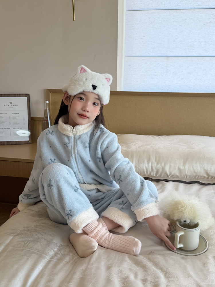 1026040 少女中大童可愛撞色小印花刷毛絨居家服套裝 第 18 張
